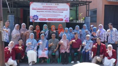 Farmasi UM Bandung Edukasi Warga Kelola Obat dengan Benar