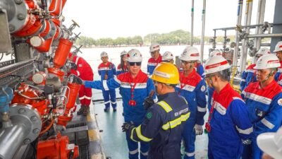 Pertamina Patra Niaga RJBB Pastikan Keandalan Distribusi Energi Bersama Komisaris Utama PT Pertamina (Persero)