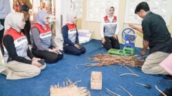 Pertamina Patra Niaga RJBB Sambut Kunjungan Dewan Komisaris ke Program Ngabedahkeun Walahar di Karawang