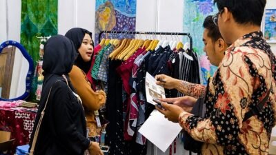 Saat Kreativitas Bertemu Tradisi, Batik Mahasiswa UM Bandung Bersinar di Ajang Nasional