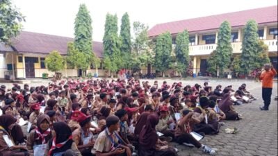 BPBD Kota Sukabumi Tanamkan Budaya Sadar Bencana kepada Siswa Baru, MPLS Jadi Wadah Latihan Kesiapsiagaan