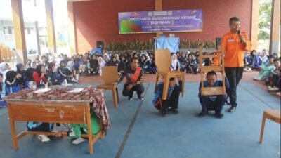 BPBD Kota Sukabumi Kenalkan Simulasi Vertical Rescue hingga Animal Rescue ke Santri