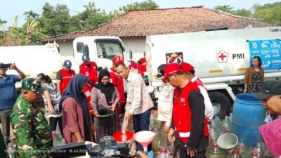 Krisis Air Bersih Meluas di Kabupaten Bekasi, PMI Distribusikan 280 Ribu Liter Air Bersih dan Ratusan Sarana Penampungan Air