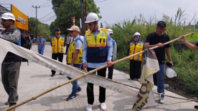 Wali Kota Sukabumi Tinjau Perbaikan Jalan Prana, Pengecoran Rampung dan Akses Kembali Dibuka