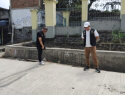 Anggota Komisi II DPRD Kota Sukabumi Inggu Sudeni Temukan Retakan di Perbaikan Jalan Prana, Kontraktor Diminta Bongkar dan Perbaiki
