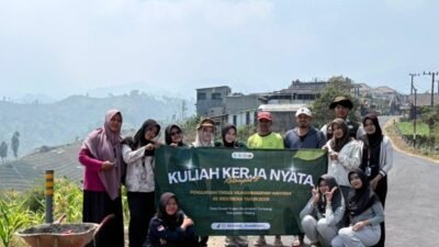 JAMARI, Ikhtiar Sederhana Mahasiswa KKN MAs Membuat Jalan Desa Lebih Aman