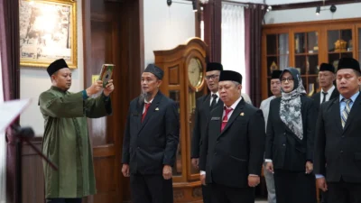 Wali Kota Sukabumi Lantik 24 Pejabat, Minta ASN Kuasai AI untuk Percepat Transformasi Layanan Publik