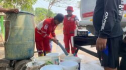 Jumat Berkah PMI Kota Sukabumi: 10.000 Liter Air Bersih Mengalir ke Warga Cikundul