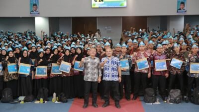 Tak Cukup Kritis di Media Sosial, Fathul Wahid Dorong Mahasiswa Turun ke Masyarakat