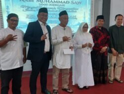Bakti Ka Guru, Ika Smanti Berangkatkan Dua Guru SMAN 3 Sukabumi ke Tanah Suci