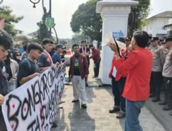 GMNI Sukabumi Raya Datangi Balai Kota dan DPRD, Soroti Transparansi LHP BPK Tahun 2025