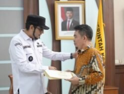 Kabag Kesra Herman Permana dan Kadinsos Asep Suhendrawan Purna Tugas, Pemkot Sukabumi Apresiasi Pengabdian