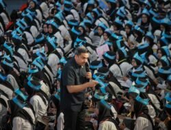 Menteri UMKM Maman Abdurrahman Bakar Mental Mahasiswa Baru di Pesonamu 2026