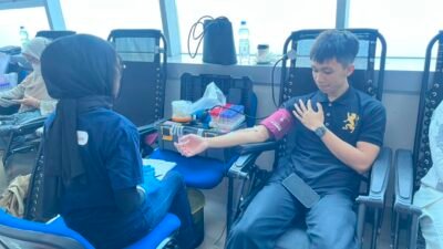 Donor Darah Jadi Gerakan Nyata Mahasiswa Farmasi UM Bandung Peduli Sesama