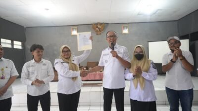 Wali Kota Sukabumi Serahkan Dokumen Legalitas Tanah Ke Penggarap Blok Kibitay