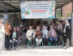 Farmasi UM Bandung Tingkatkan Kesadaran Warga Terhadap Bahaya Diabetes