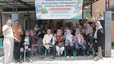 Farmasi UM Bandung Tingkatkan Kesadaran Warga Terhadap Bahaya Diabetes