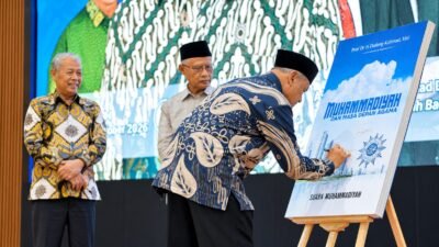 Dadang Kahmad Ungkap Tiga Sikap Agama Menghadapi Perkembangan Teknologi